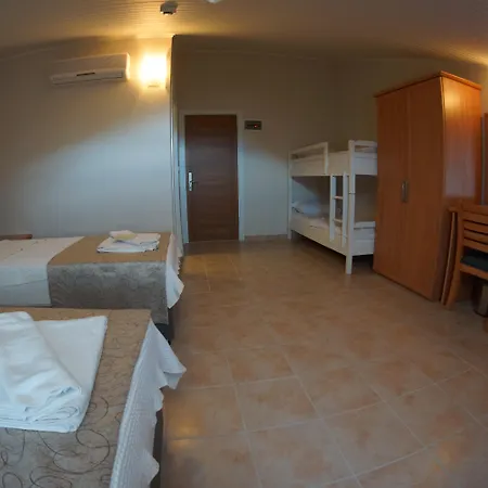 Tonoz Szálloda 3*