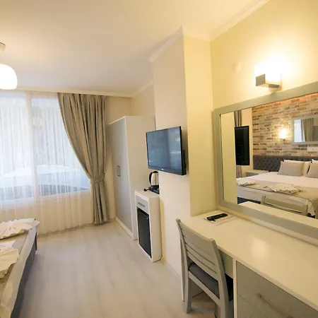 Tonoz Hotel