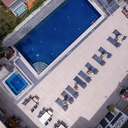 Hotel Tonoz