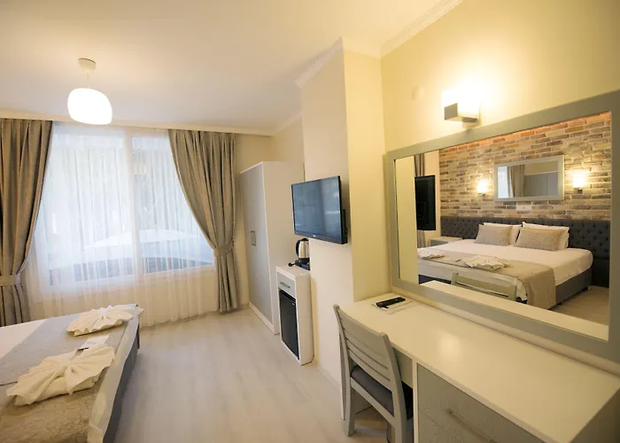 Tonoz Hotel